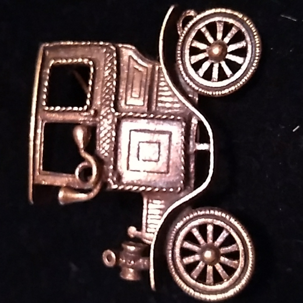 Vintage Classic car brooch